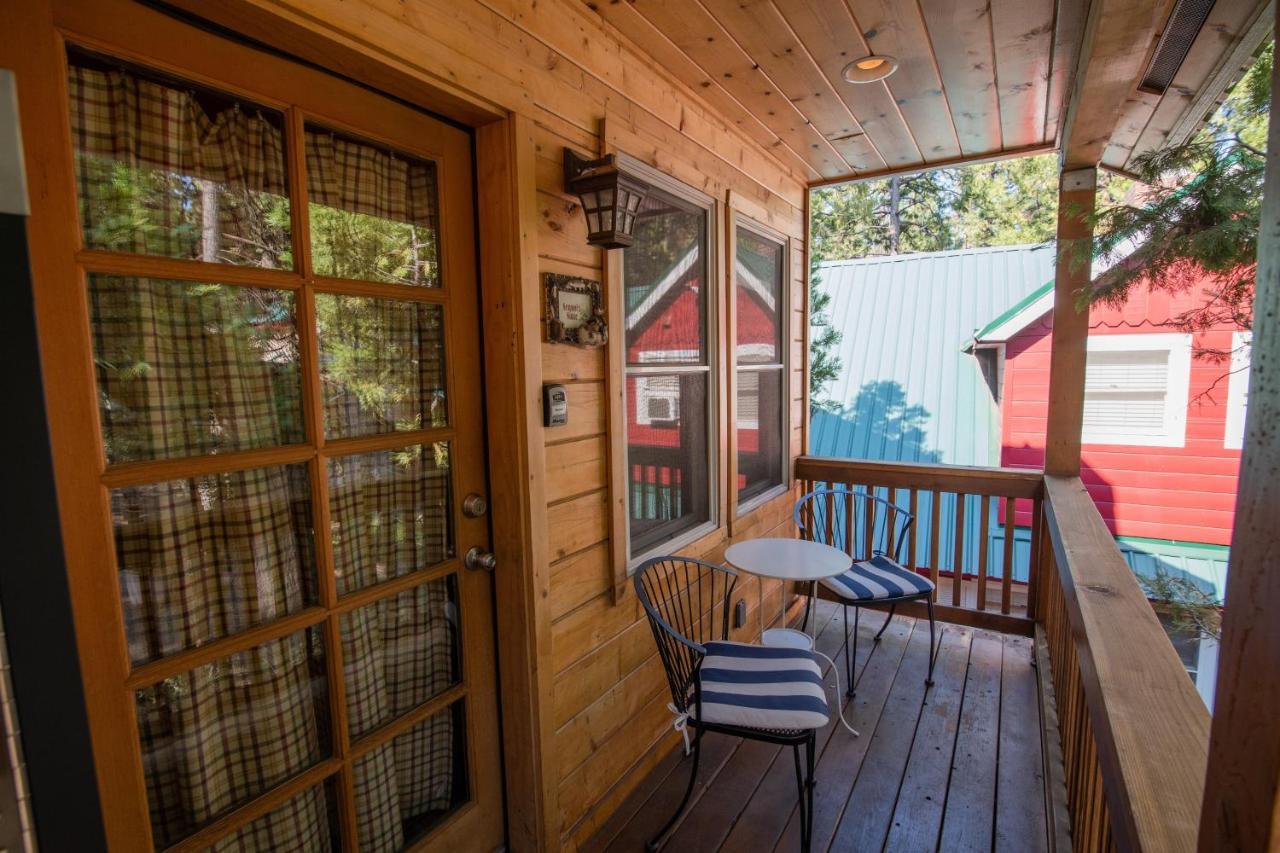 Elliott House Boutique Inn Шейвър Лейк Екстериор снимка